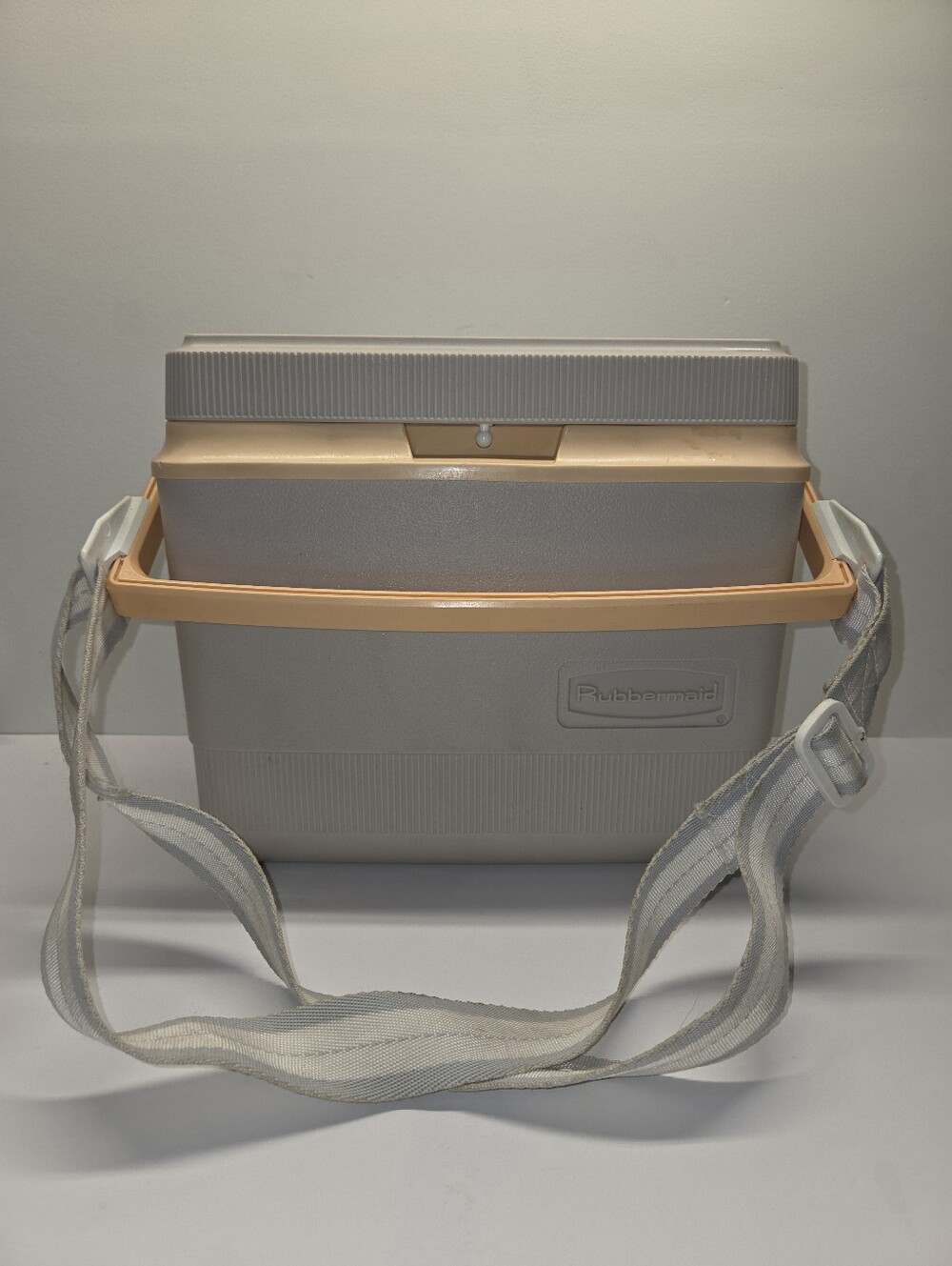 Rubbermaid Peach & Taupe Portable Cooler Model 1910 with Canvas Strap Vintage